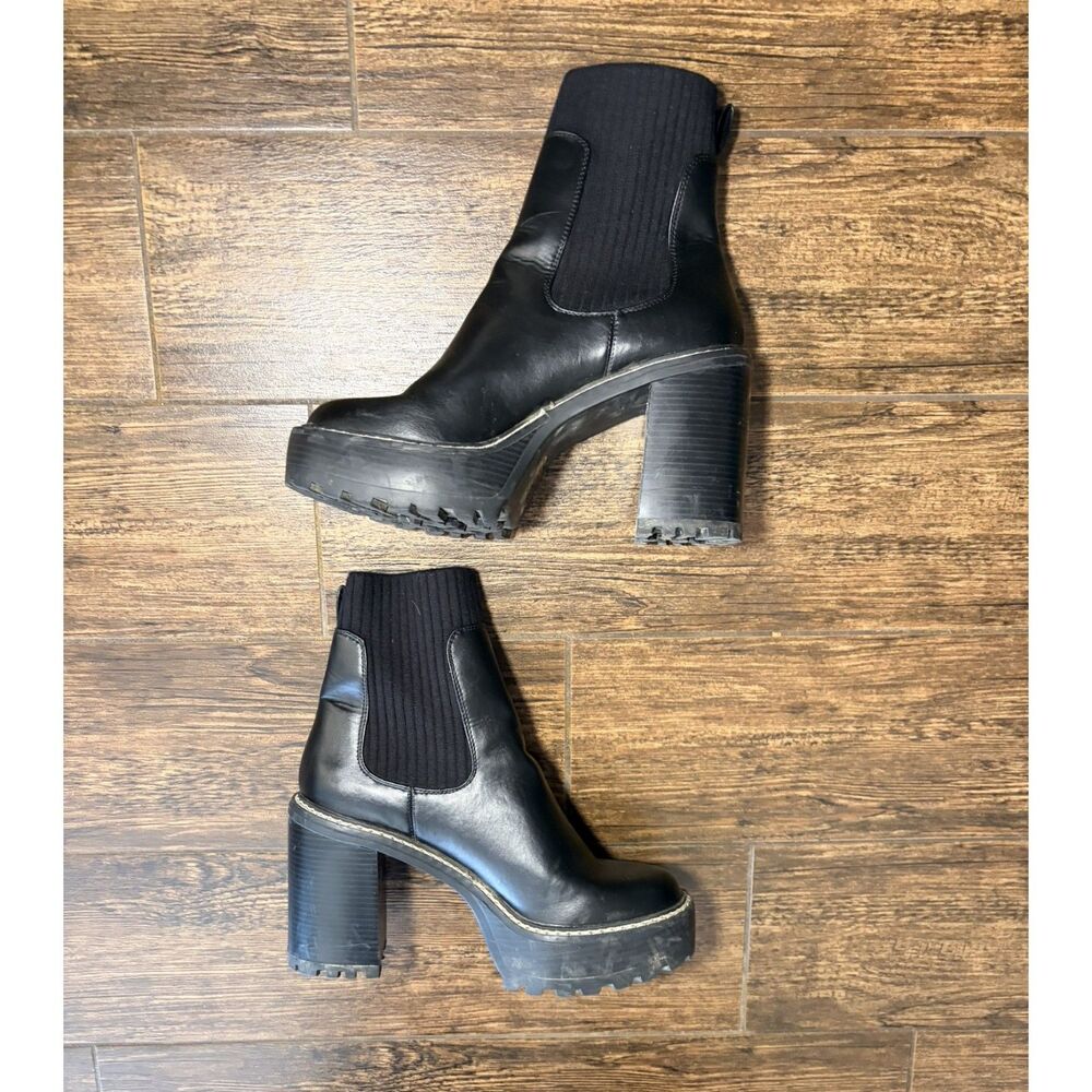 Madden Girl "Kaydin" Chunky Platform Chelsea Boots - 9